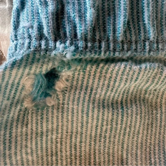 J.Jill Aqua/light blue & white Striped Love Linen Skirt-size-medium.Hole on side - Picture 11 of 13